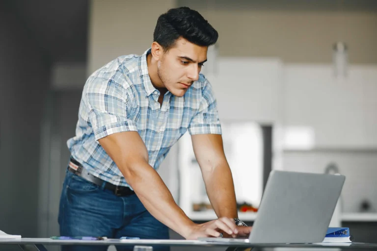 CRM & Automation Expert